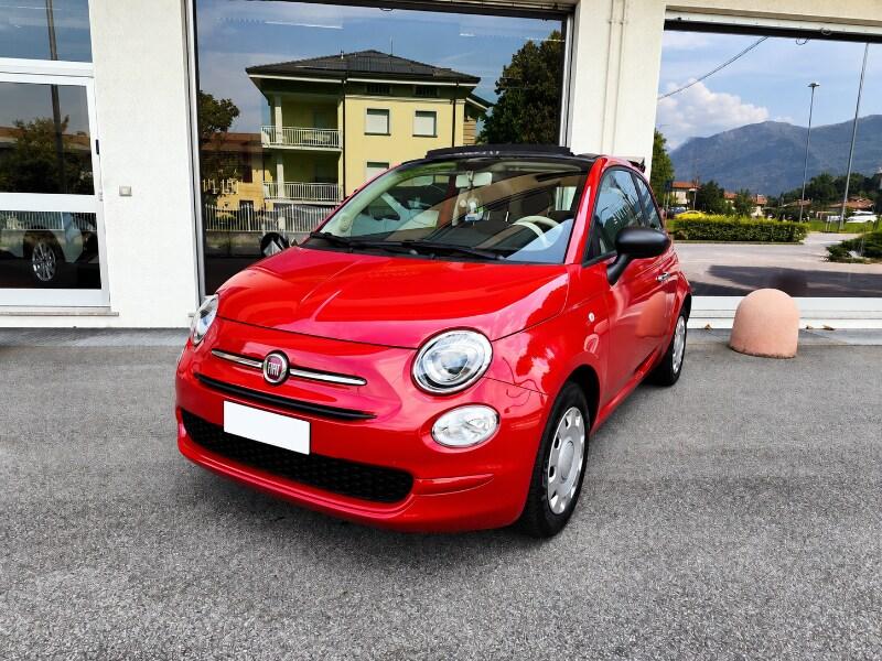 FIAT 500 (2015-2024) 500 C 1.0 Hybrid Red