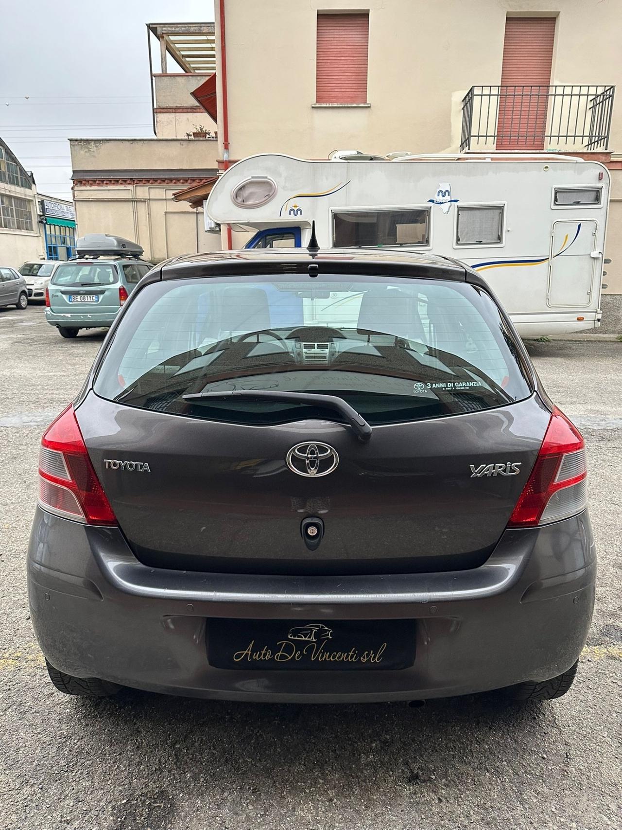Toyota Yaris 1.3 5 porte Sol