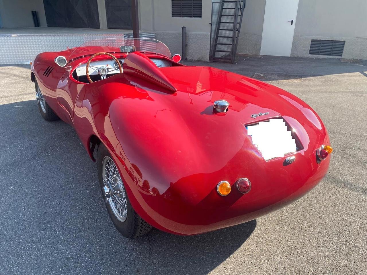 Alfa Romeo Spider Barchetta