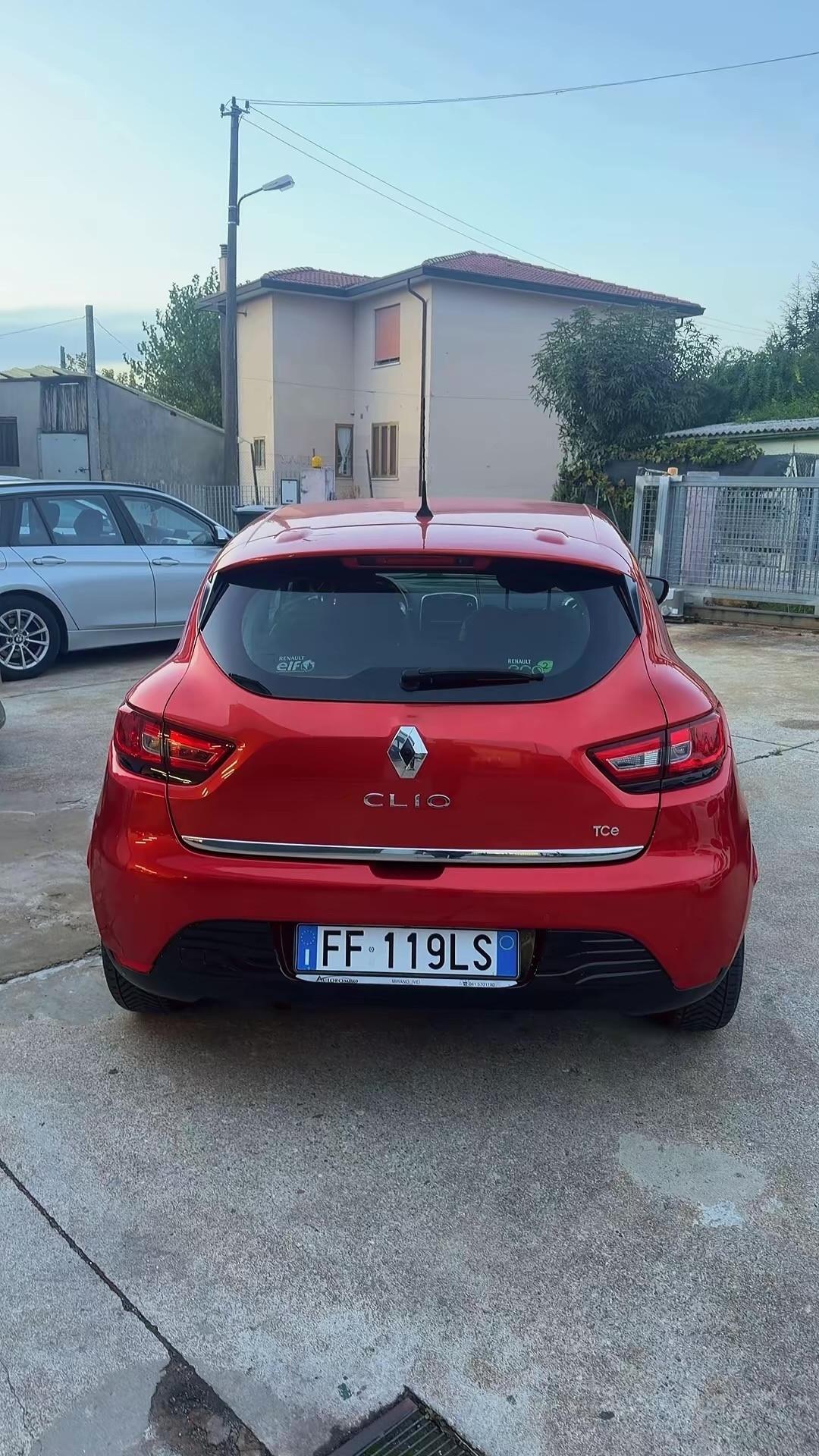 Renault Clio TCe 12V 90CV Start&Stop 5 porte Energy Intens