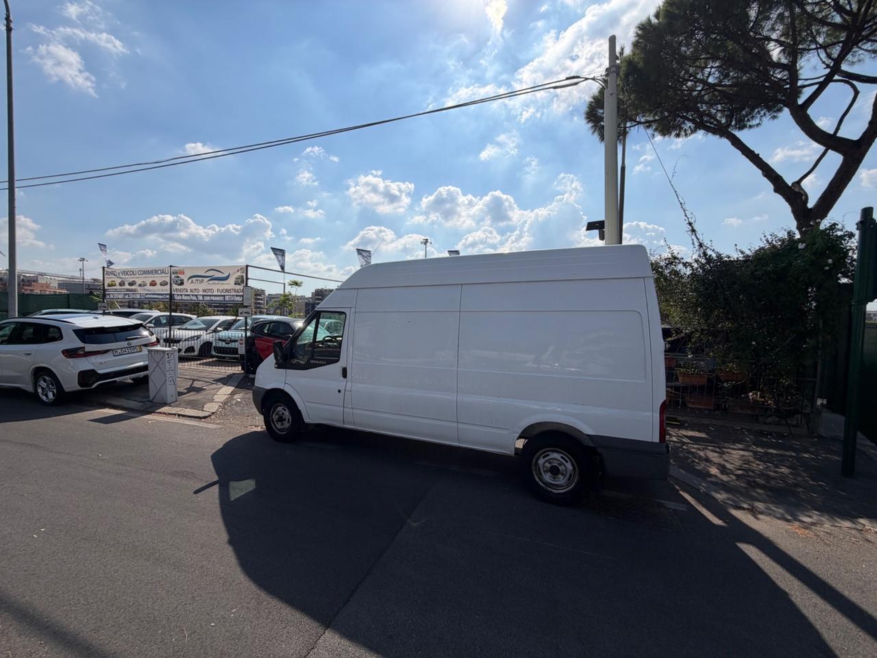 Ford Transit Courier 350l VAN 2.2.