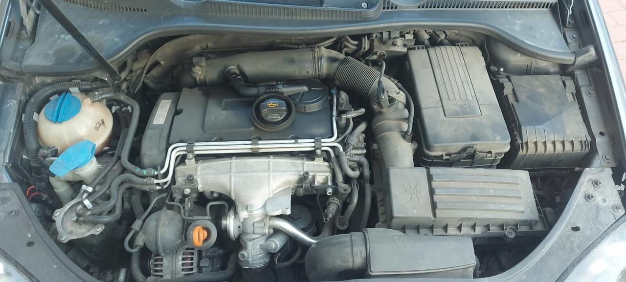 Volkswagen Golf 2.0 16V TDI 5p. Sportline