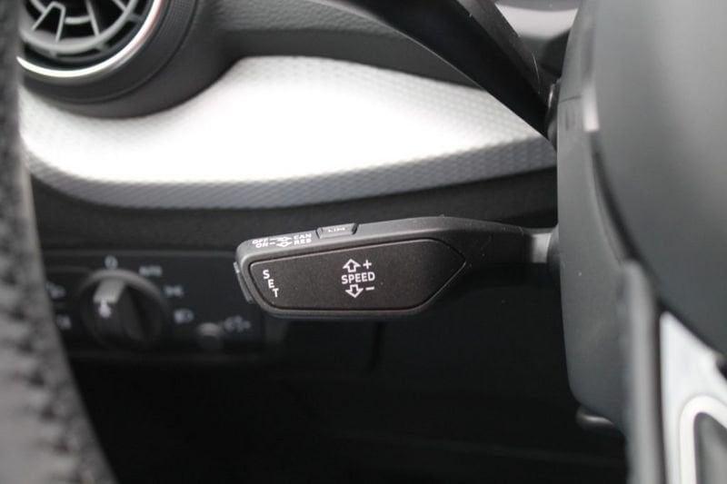 Audi Q2 30 TDI S tronic Business