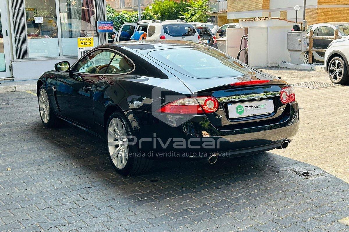 JAGUAR XK 4.2 V8 Coupé