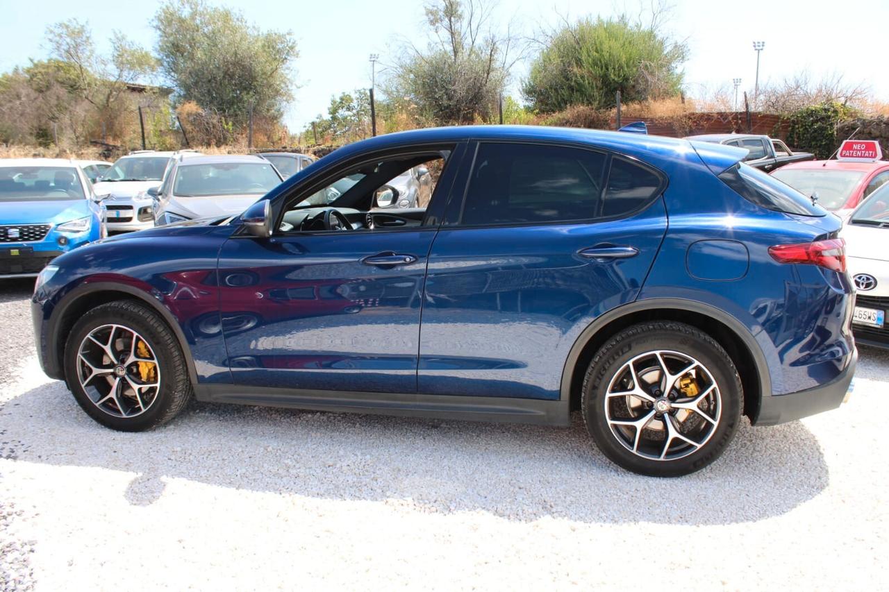 Alfa Romeo Stelvio Tua A SOLI 338€ al mese Anticipo Zero