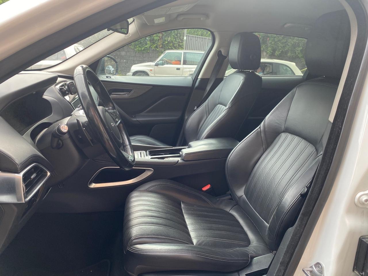 Jaguar F-Pace 2.0 D 180 CV AWD aut. Portfolio