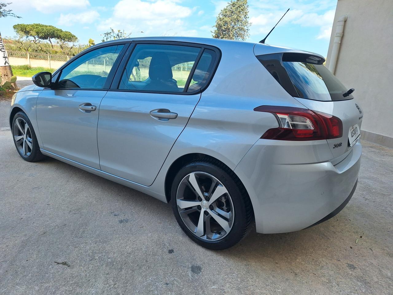 Peugeot 308 1.6 HDi "BERLINA" 114000 KM 2014
