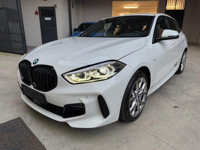 BMW 118 i 5P 136CV Steptronic M Sport Colorvision