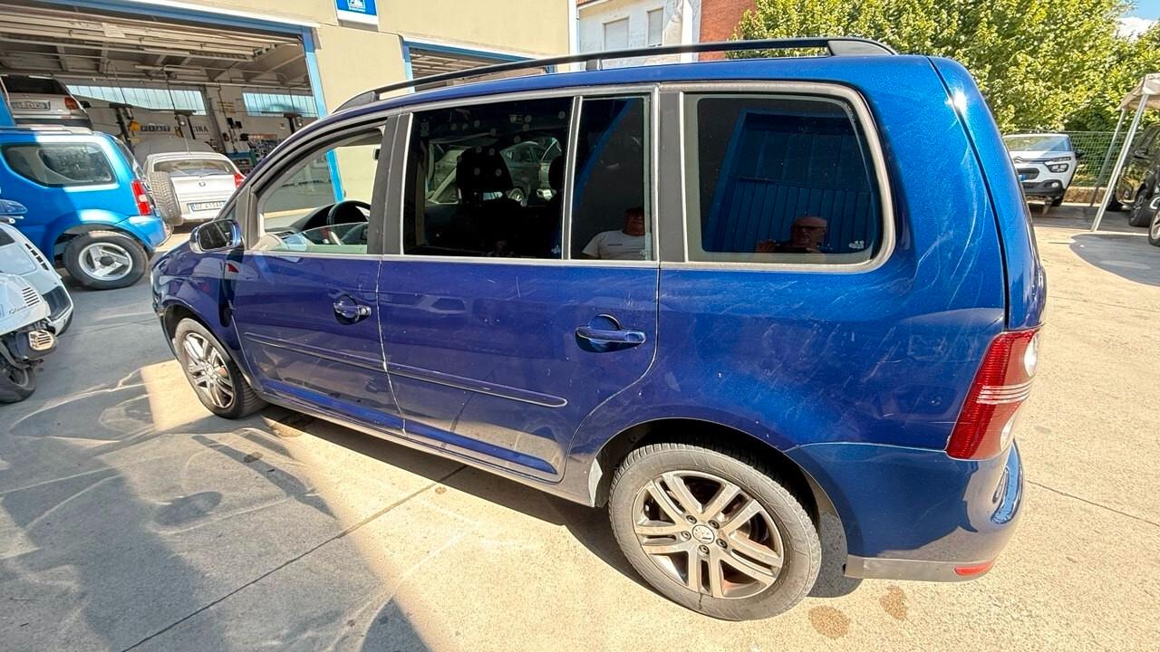 Volkswagen Touran 1.9 TDI 105CV DPF Conceptline