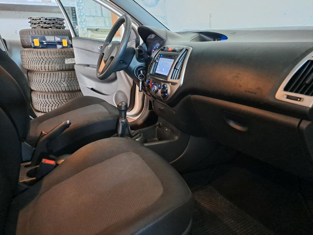 HYUNDAI i20 1.2 BENZINA *OK NEOPATENTATI*