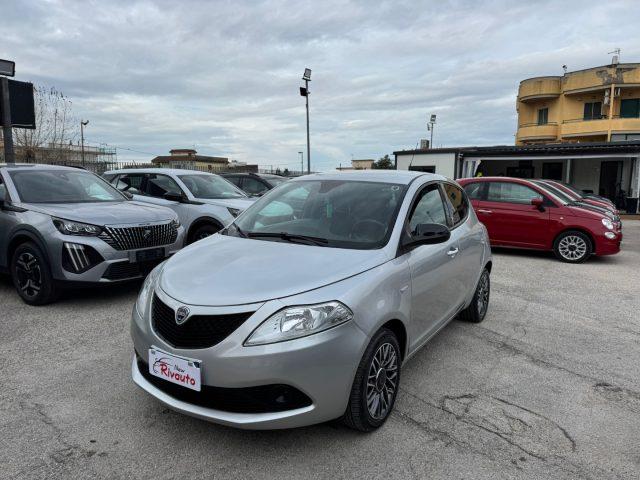 LANCIA Ypsilon 1.2 69 CV 5 porte GPL Ecochic Platinum