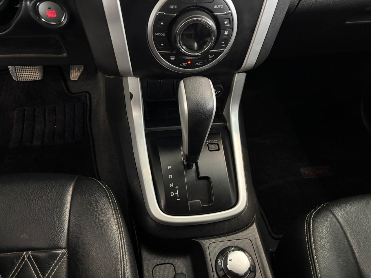 Isuzu D-Max 1.9 Crew Cab Solar 4WD A/C Aut.