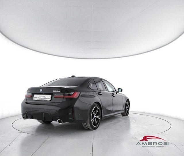 BMW 320 Serie 3 d mhev 48V xdrive MSport auto
