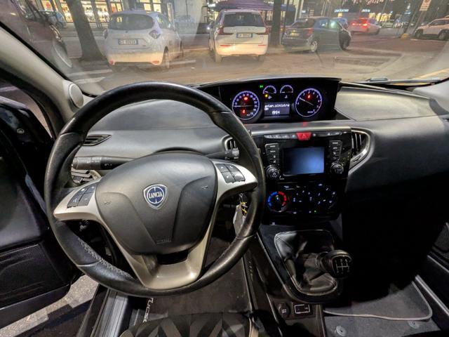 LANCIA Ypsilon 1.2 69 CV 5 porte Gold