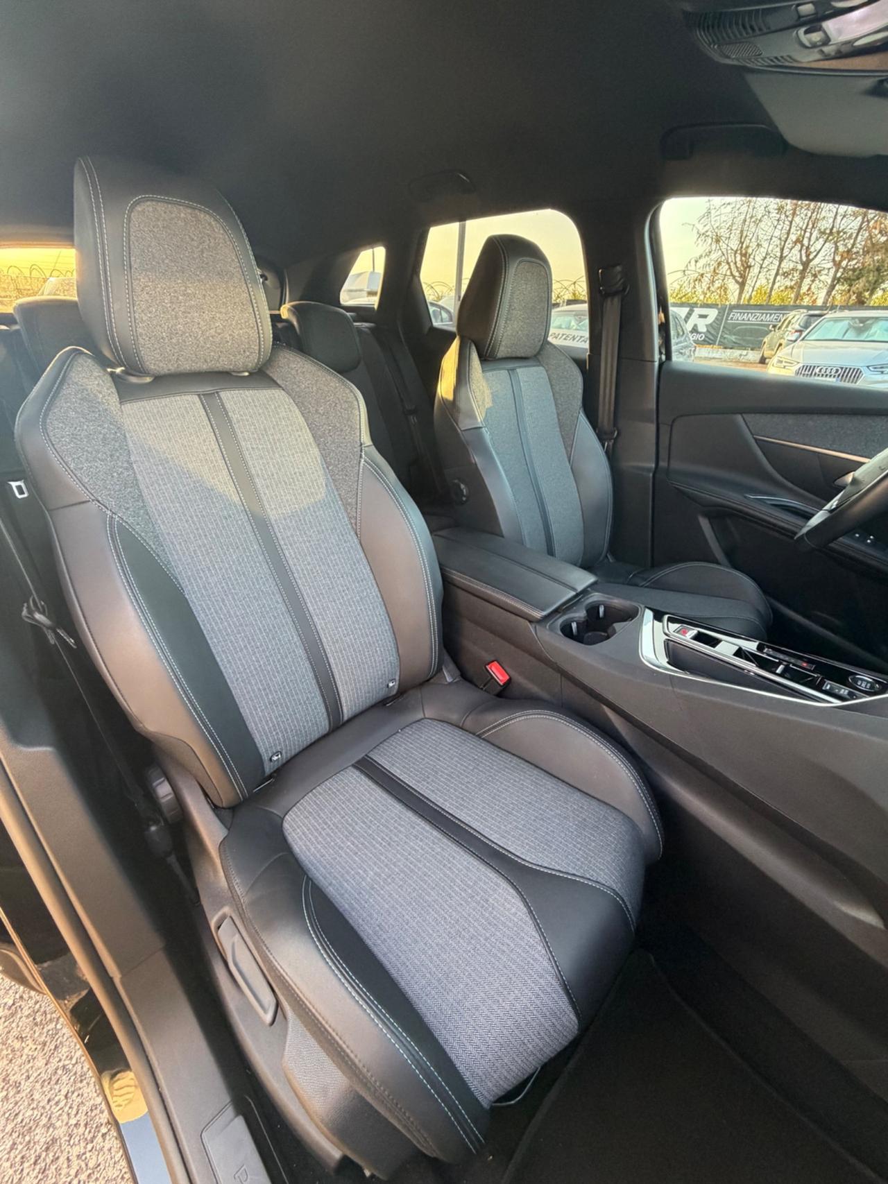 Peugeot 3008 BlueHDi 130 S&S EAT8 Allure Pack