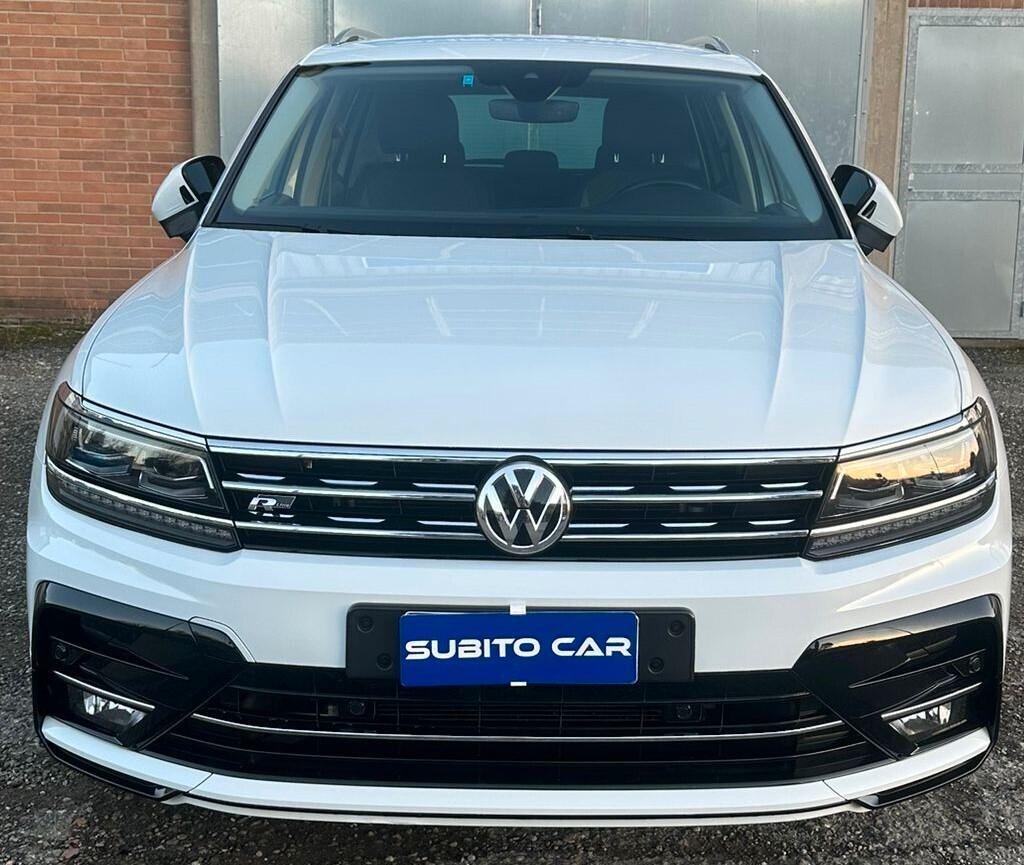 Volkswagen Tiguan 2.0 TDI SCR DSG R-LINE PACK GANCIO TRAINO A SCOMPARSA