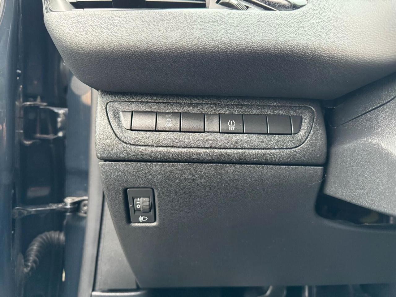 PEUGEOT 208 PureTech 68 3p ACT 72.000 KM