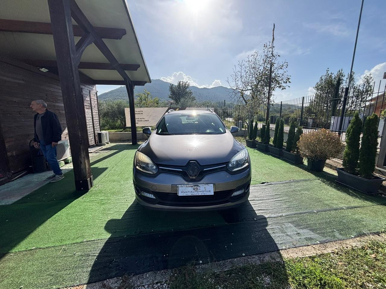 RENAULT MEGANE