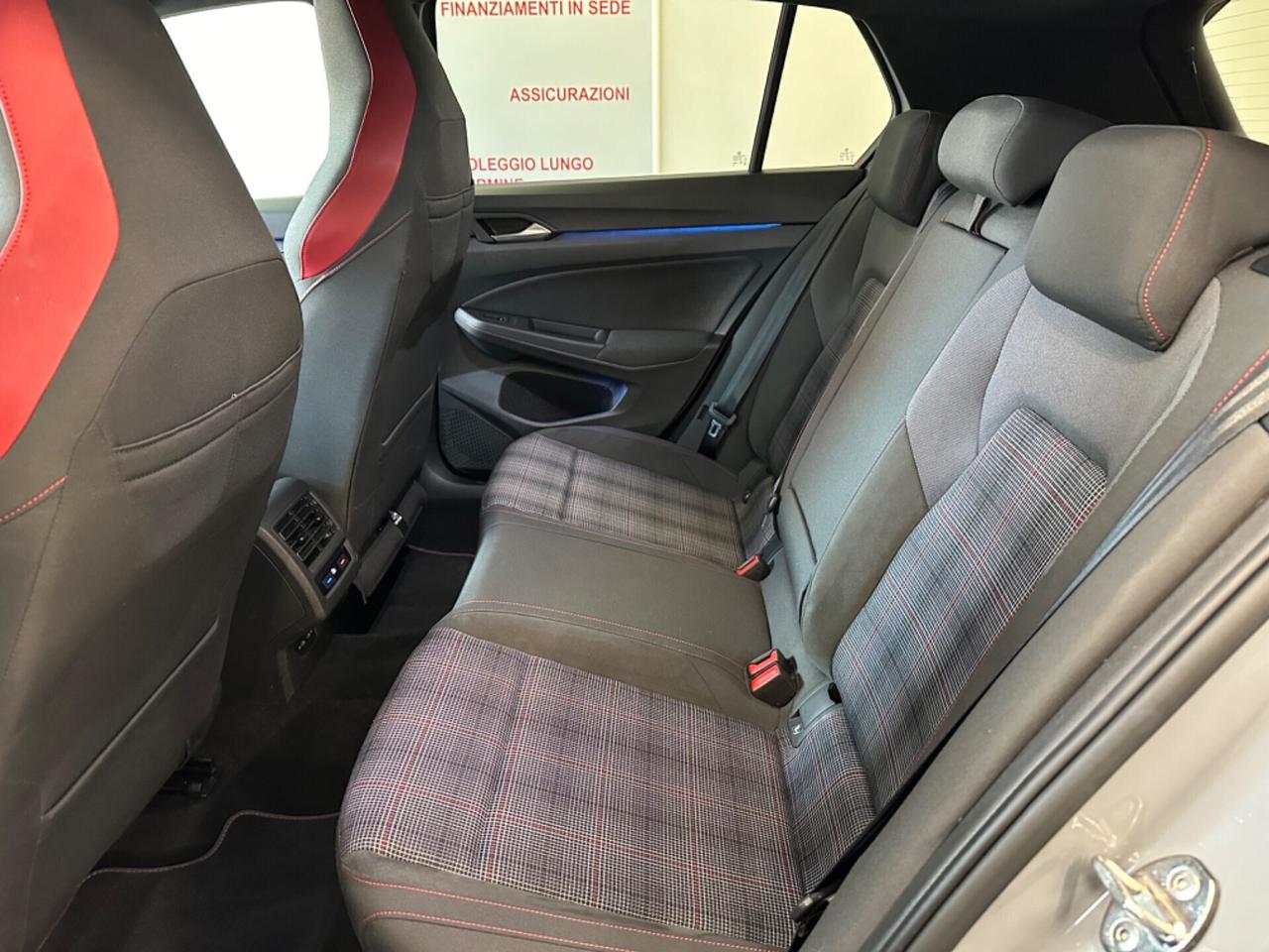 Volkswagen Golf GTI Golf 2.0 TSI GTI DSG PERFORMANCE