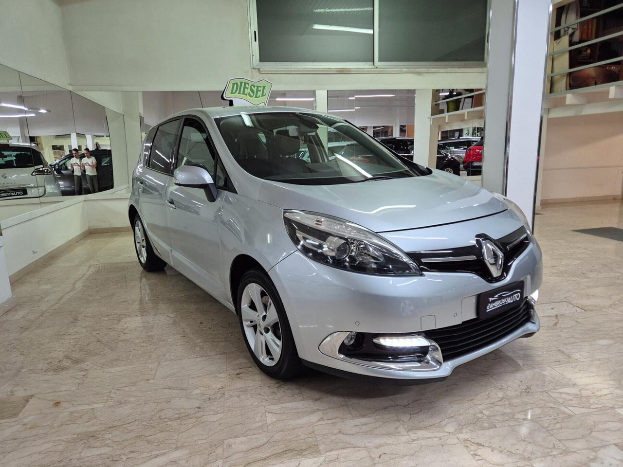 Renault Scenic X-Mode 1.5 dCi 110 CV Luxe-Privilege
