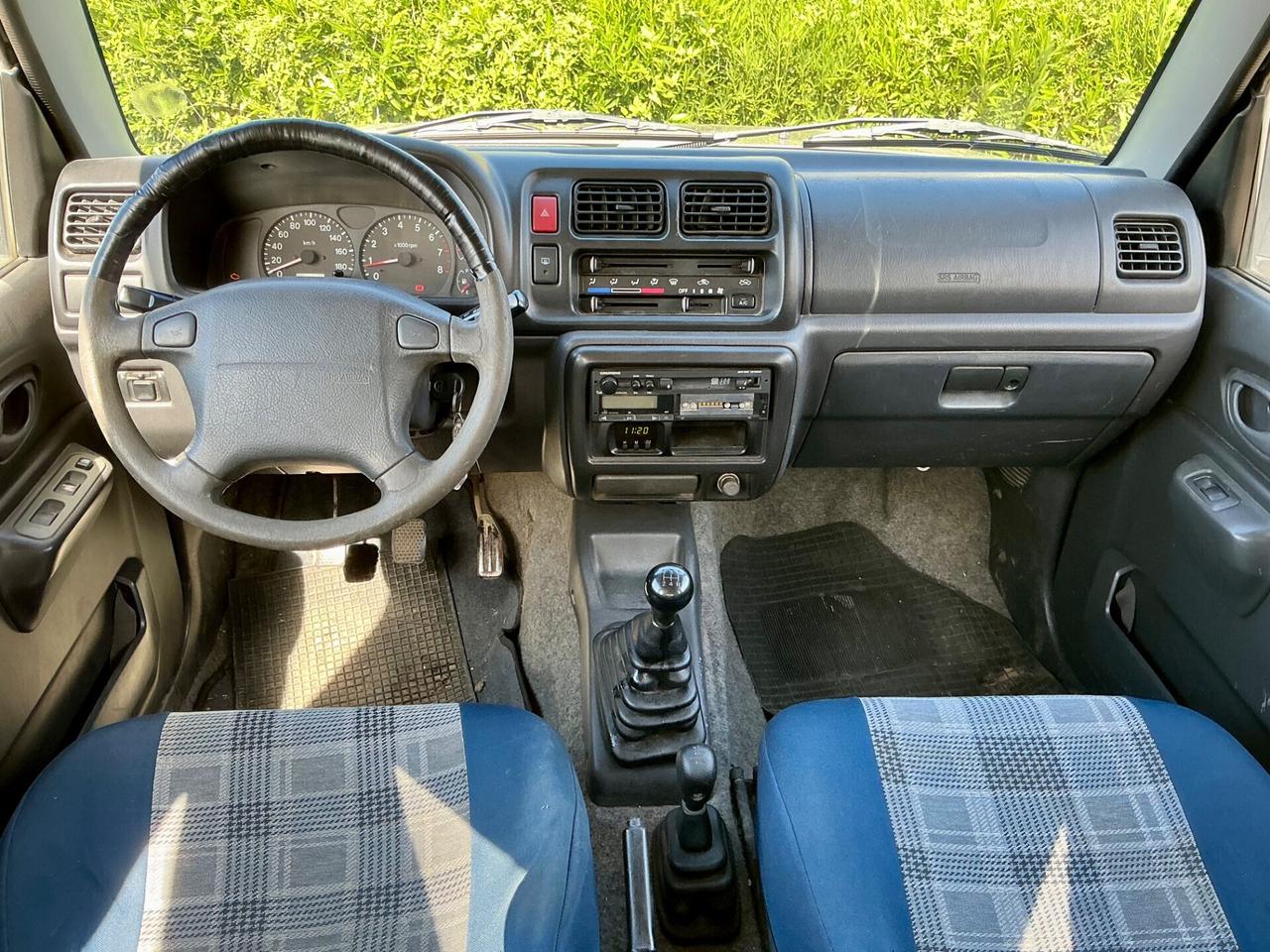 Suzuki Jimny 1.3i 16V cat 4WD JLX