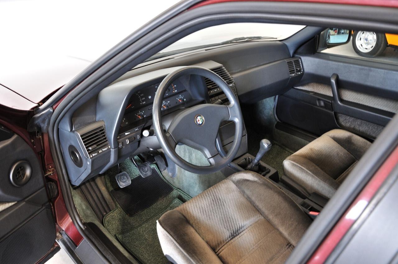 Alfa Romeo 164 2.0i Twin Spark CRS
