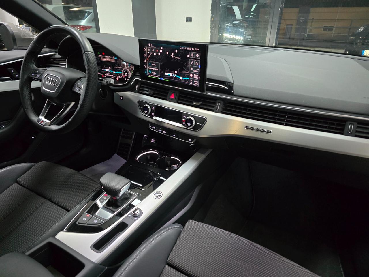 Audi A4 Avant 40 TDI quattro S tronic line edition