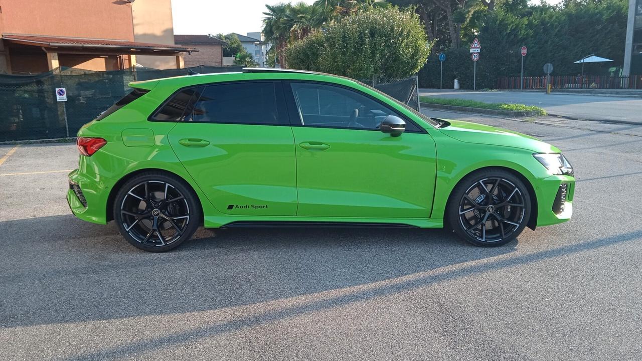 Audi A3 RS 3 TFSI quattro S tronic