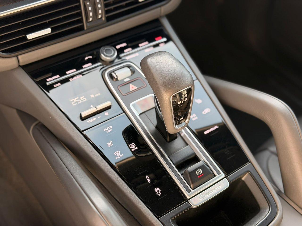 Porsche Cayenne 3.0 e-hybrid tiptronic
