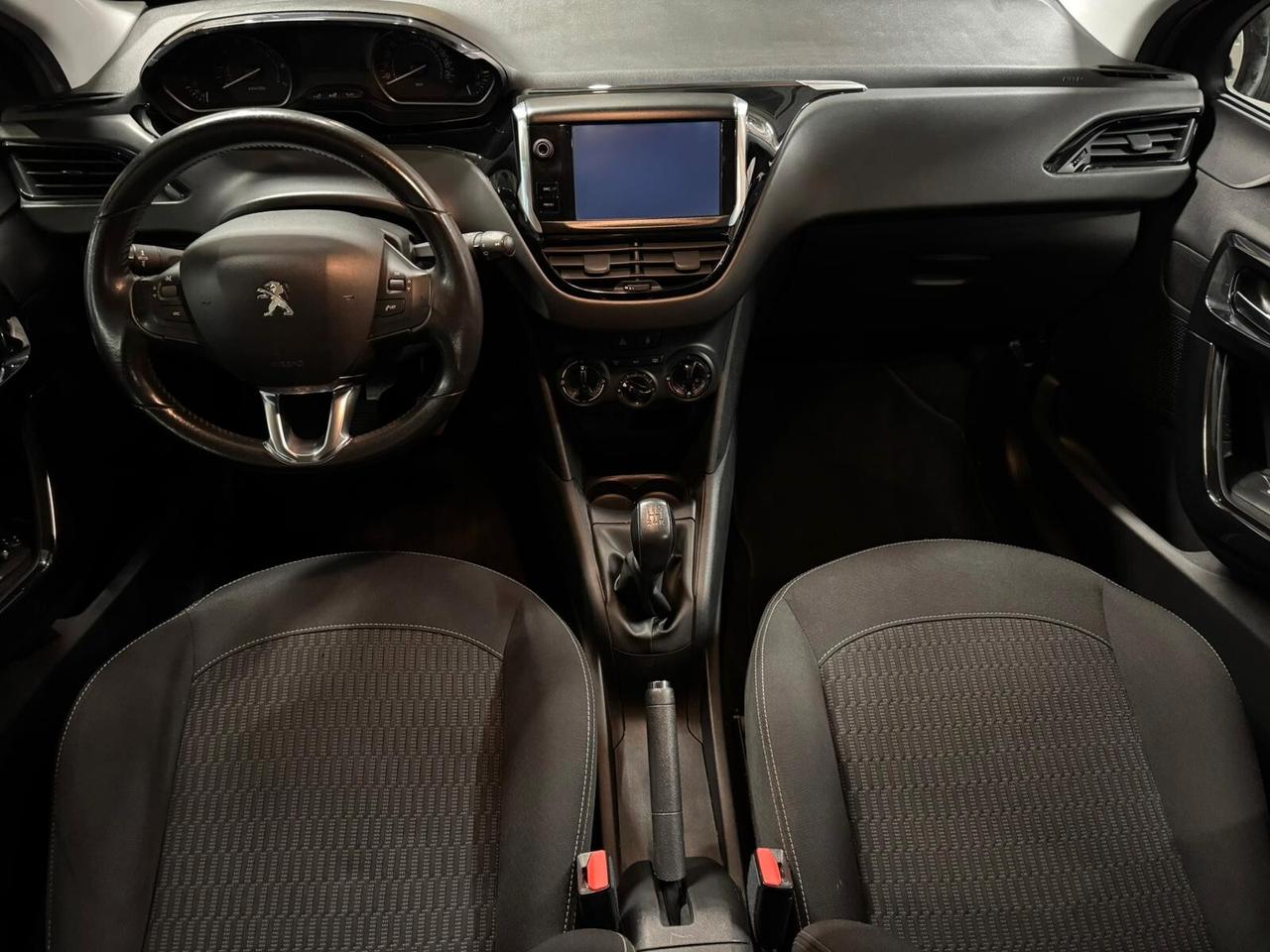 Peugeot 208 PureTech 82 5 porte Allure