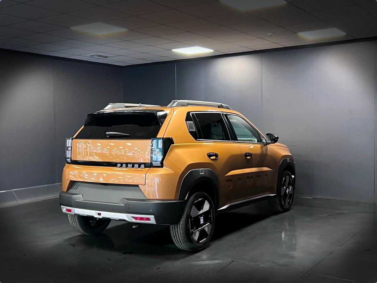 Fiat Grande Panda 1.2 Hybrid 110 CV S&S La Prima