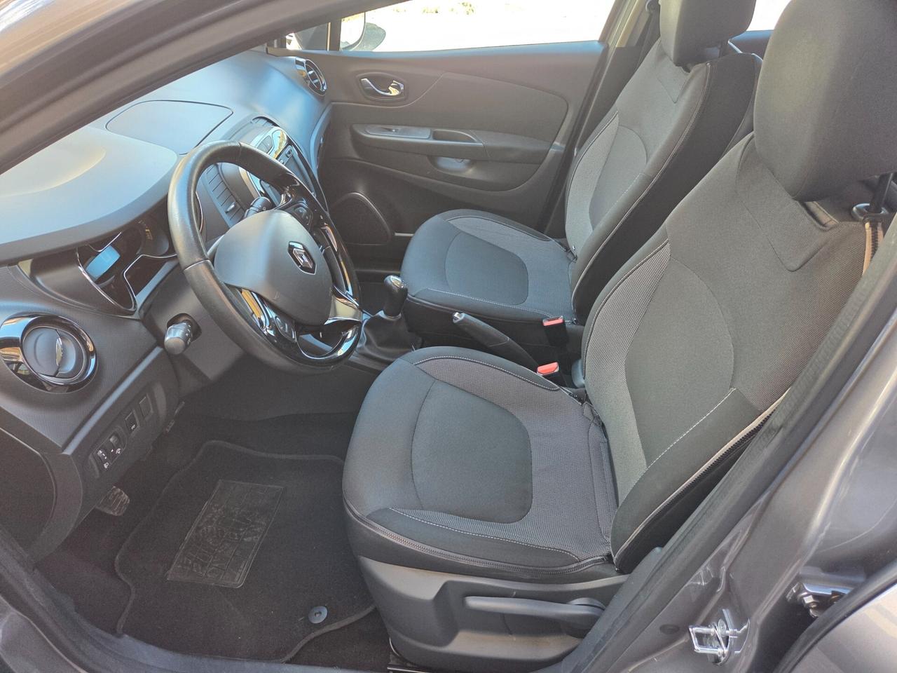 RENAULT CAPTUR 1.5 DCI 90 CV NAVIGATORE KM CERTIFIC