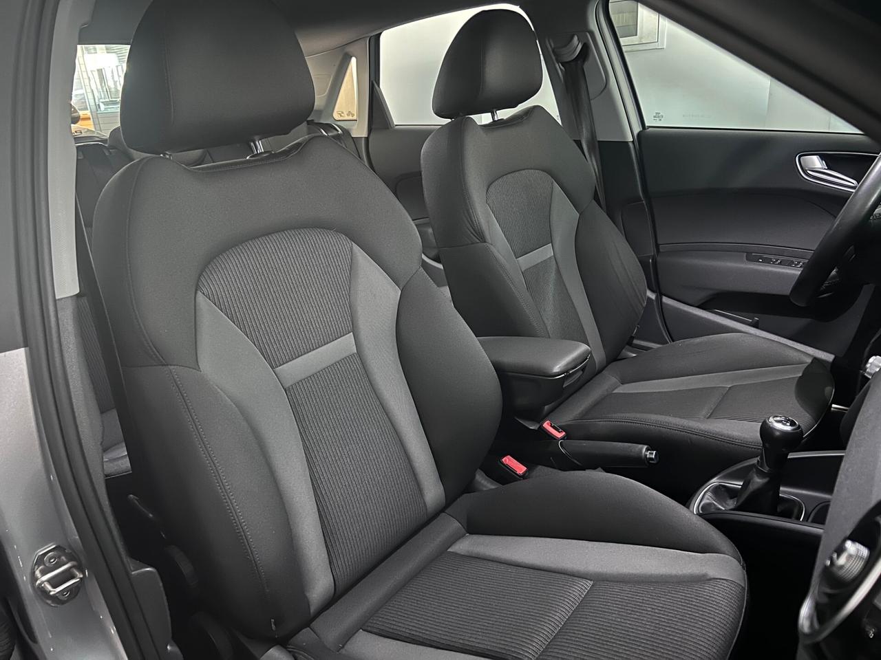 Audi A1 SPB Sportback 1.4 tdi 90cv Design LED/PDC PERFET.