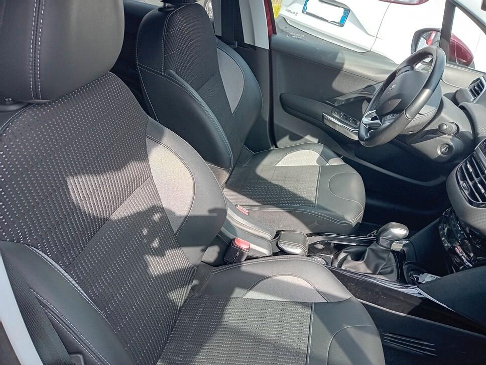 Peugeot 2008 BlueHDi 100 Allure