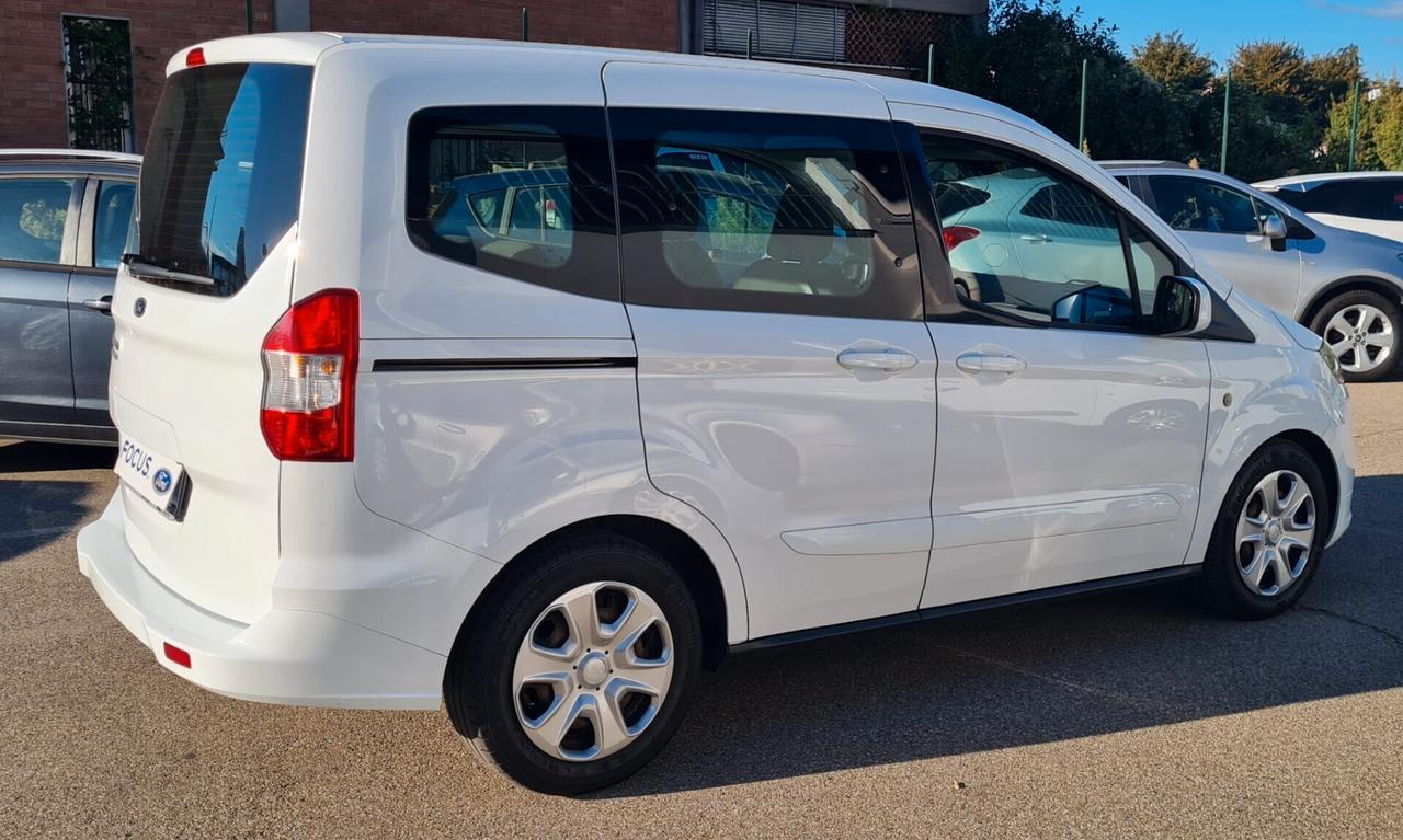 Ford Tourneo Courier 1.5 TDCI 75 CV Plus Km 42000