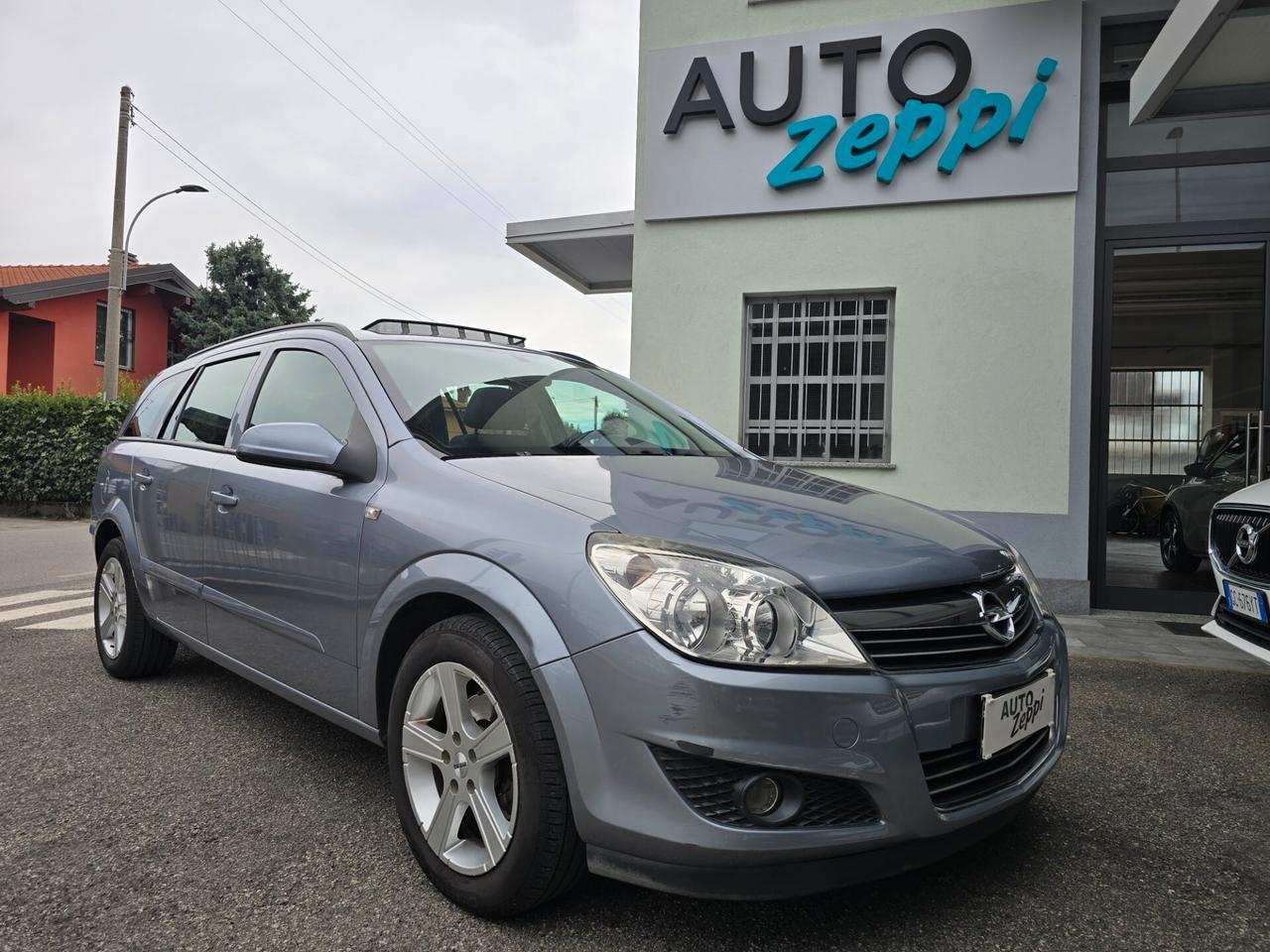 Opel Astra SW 1.6 BENZINA 115cv / TETTO 8 CERCHI