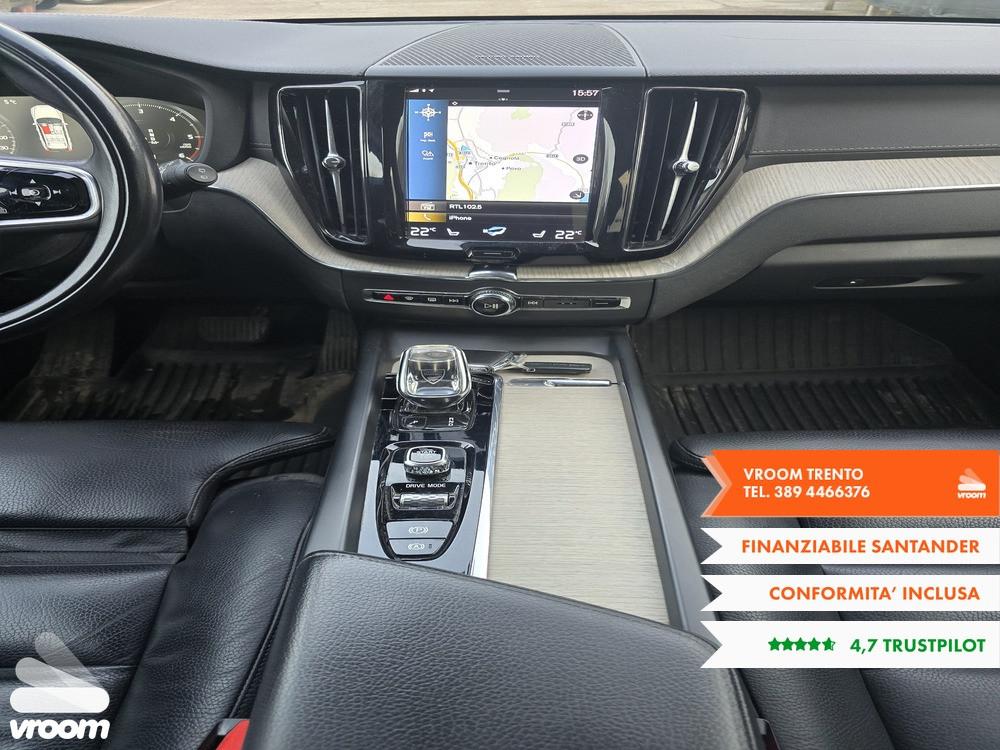 VOLVO XC60 (2017-->) XC60 B4 (d) AWD Geartronic...