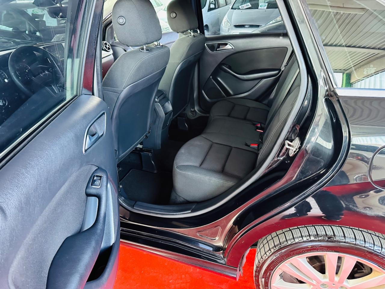 Mercedes-benz B 200 CDI BlueEFFICIENCY Premium