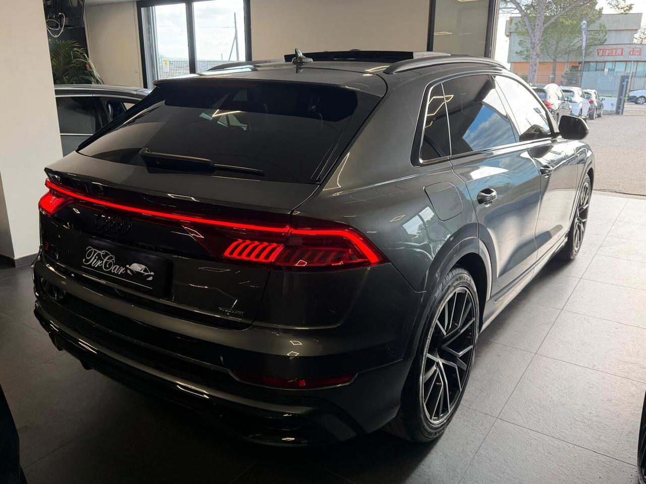 AUDI Q8 50 3.0 TDI MHEV S-LINE 286CV QUATTRO TETTO PELLE NAVI ANNO 2021