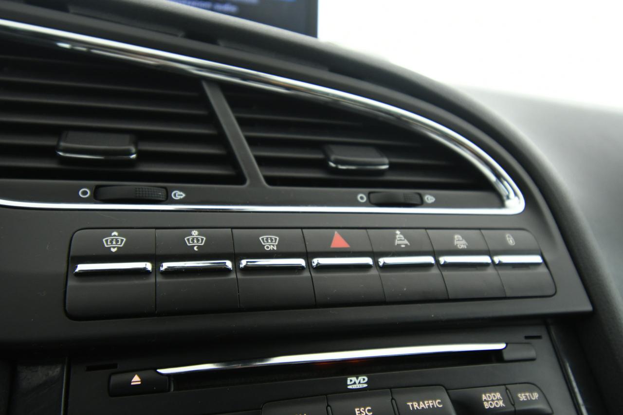 PEUGEOT 5008 2.0 hdi 16v Business 163cv auto PER COMMERCIANTI+HEAD-UP+PELLE