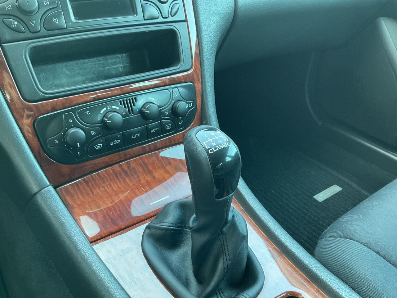 Mercedes-benz C 200 2.1 Diesel