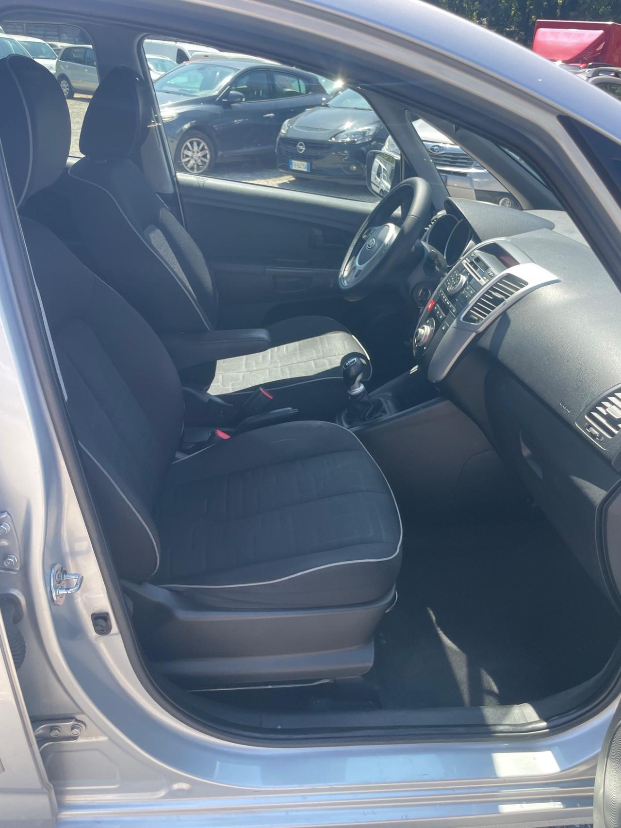 Kia Venga 1.4 CVVT EX ISG
