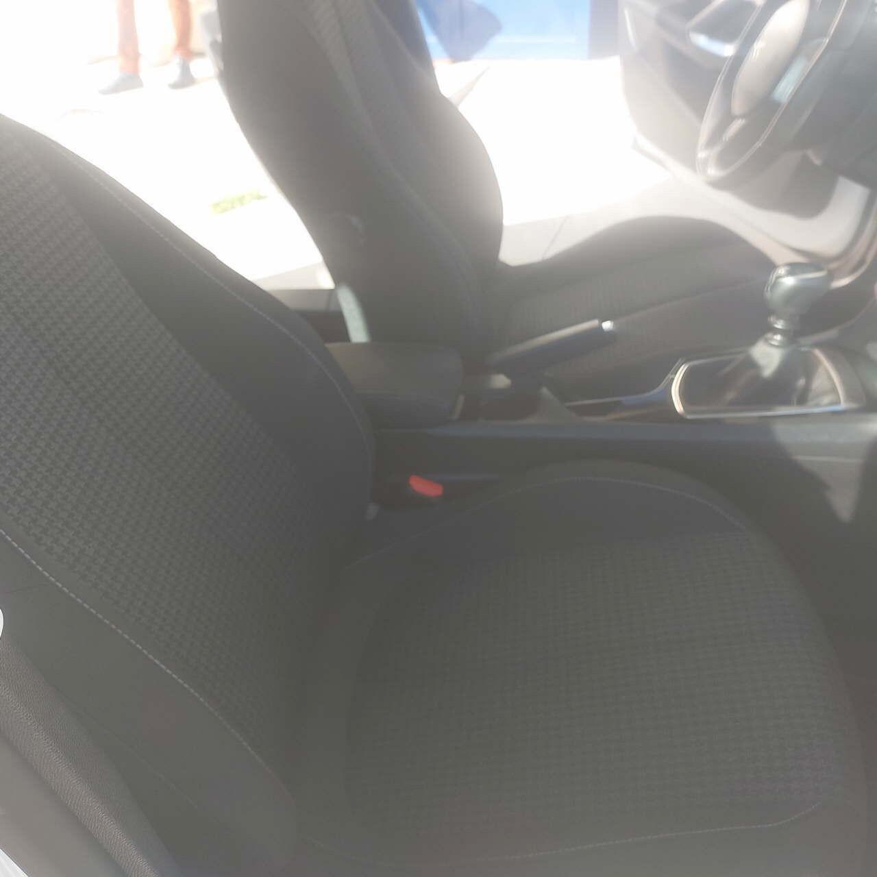 Peugeot 308 BlueHDi 130 S&S SW Active