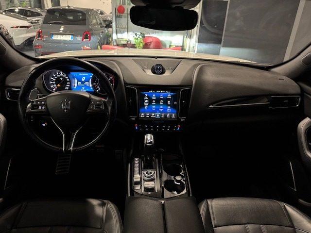 MASERATI Levante V6 Diesel 275CV Q4 GranSport/TETTO/360*