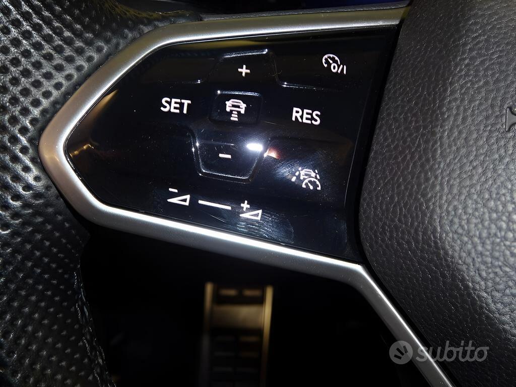Volkswagen Golf 2.0 tsi GTI 245cv dsg