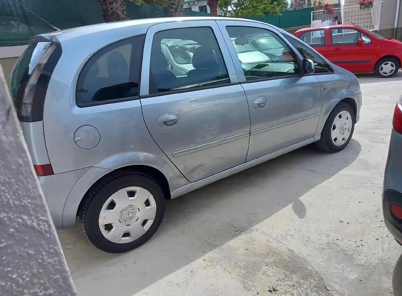 Opel Meriva 1.6 16V Cosmo