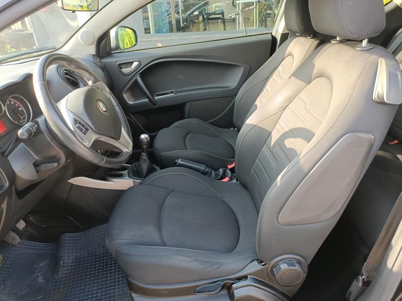 Alfa Romeo MiTo 1.4 78 CV 8V S&S Super Distrib. eseguita a 81000KM