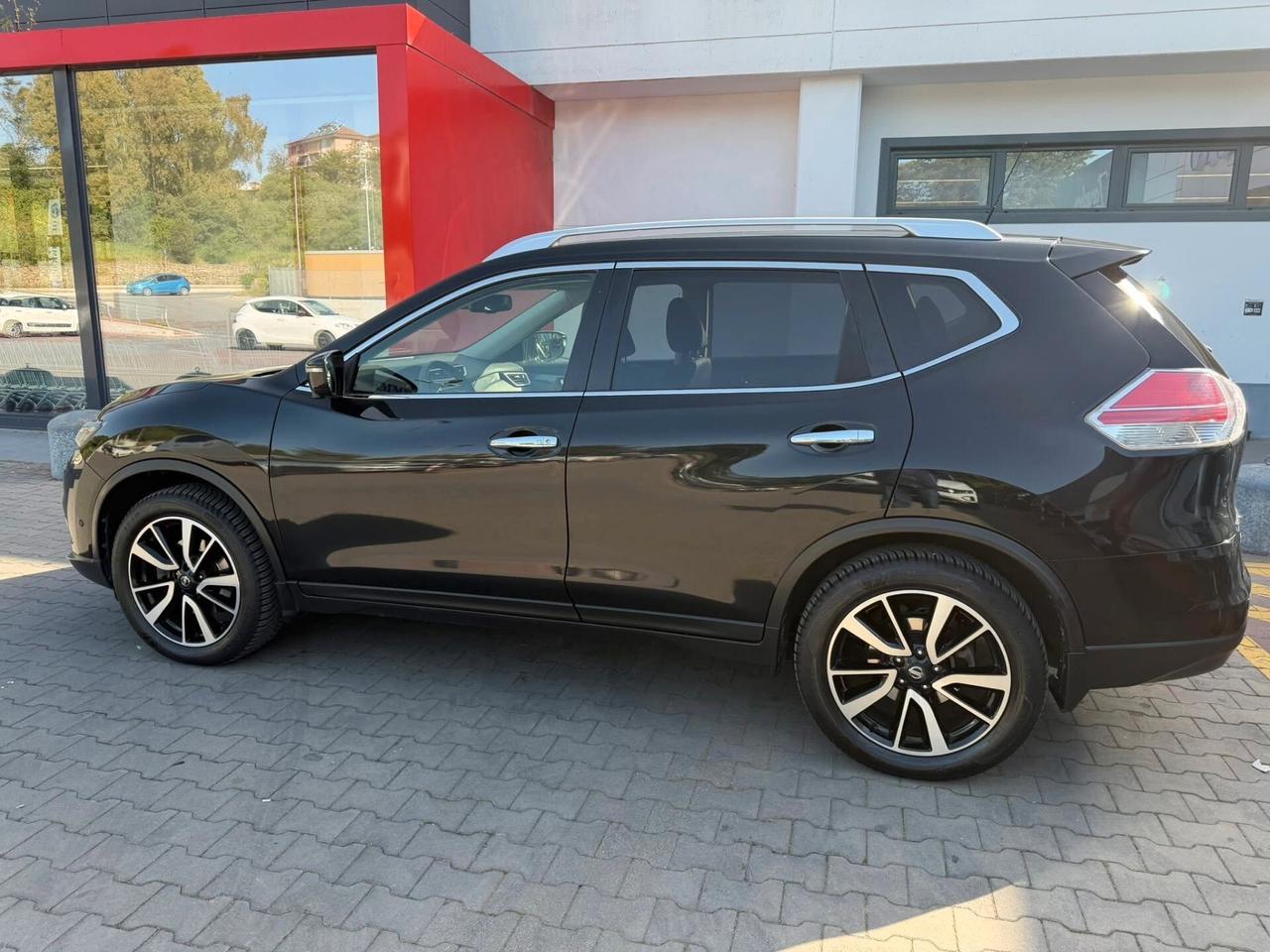 Nissan X-Trail 1.6 DIG-T 2WD Tekna