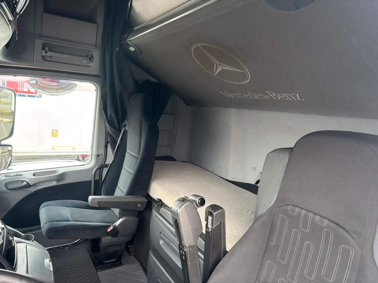 Mercedes Benz Actros 2541