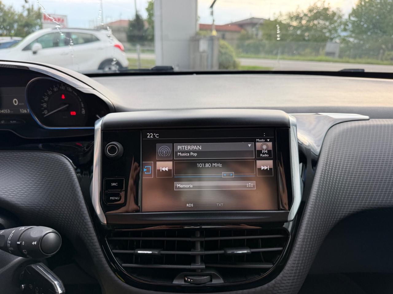 Peugeot 2008 1.2 Turbo Benzina Neopatentati